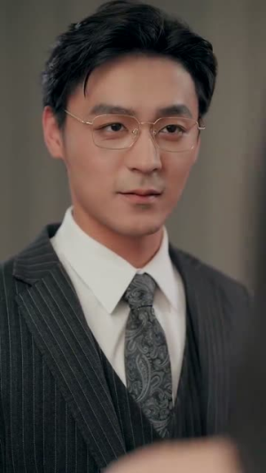 沈总你养的金丝雀变凤凰了(100集) 沈总你养的金丝雀变凤凰了(100集)解说