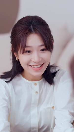 闪婚后首富老公装穷上瘾(90集) 闪婚后首富老公装穷上瘾(90集)短剧每日分享