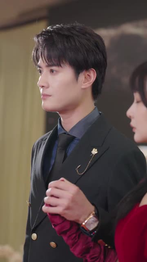 闪婚男神之周末请和我恋爱（30集全）哪个短剧网能看