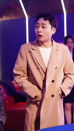 破褛长风（80集）爆火短剧推荐