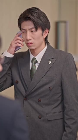 她比星辰更闪耀(79集) 她比星辰更闪耀(79集)夸克在线观看