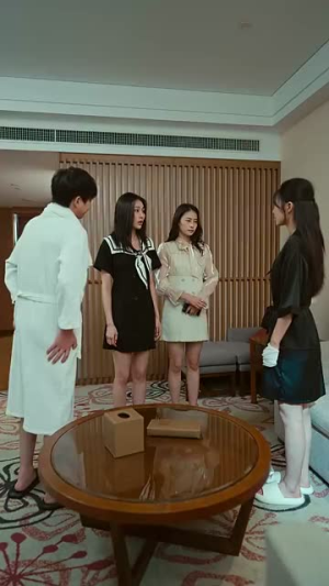 许我向你看（72集）短剧中追到爽