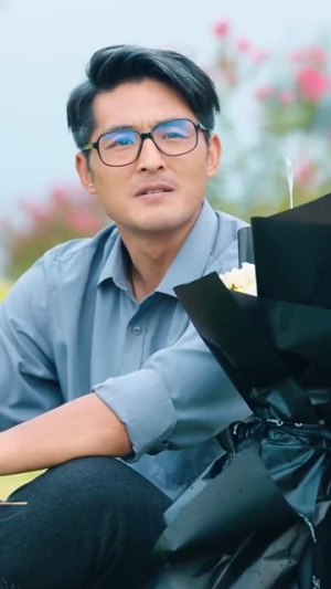 我的教师父亲竟是大佬(47集) 我的教师父亲竟是大佬(47集)在哪看是免费的