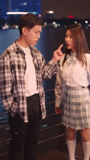 午夜的士(16集) 午夜的士(16集)热播短剧排行榜