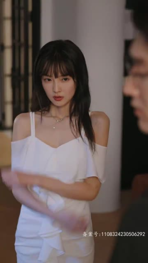 以身为饵的她（68集）一起追短剧