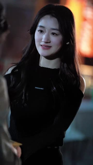 总裁,夫人一心想离婚(87集) 总裁,夫人一心想离婚(87集)热门短剧在线看