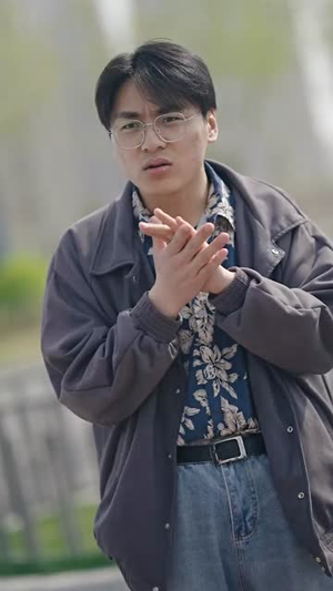 最新版:君临(78集) 最新版:君临(78集)今日短剧分享