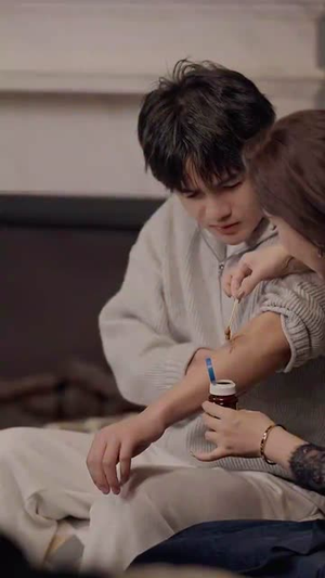 顾门深深盼沉归（81集）热门短剧来袭