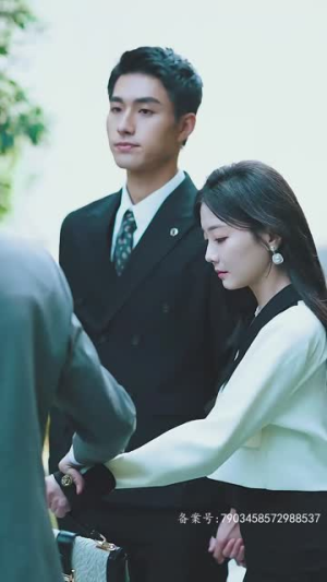 前妻归来陆总逼婚99次(50集) 前妻归来陆总逼婚99次(50集)看精彩短剧