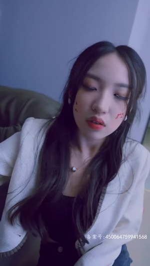 全球末日，囤积了百万物资搞直播（78集）免费看短剧