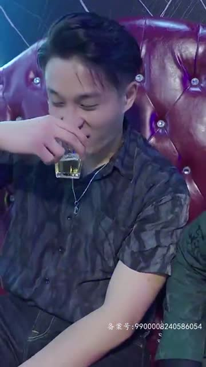 魂穿霸婿(80集) 魂穿霸婿(80集)爆款热门短剧