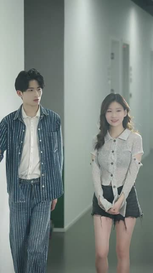 萌宝助攻,周少宠妻送上门(83集) 萌宝助攻,周少宠妻送上门(83集)短剧精彩片段