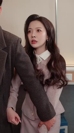 复沦陷之傅总哭红眼(69集) 复沦陷之傅总哭红眼(69集)这短剧太好看了