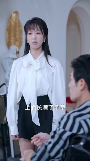 玫瑰陷入火焰里(100集) 玫瑰陷入火焰里(100集)一口气追完全集