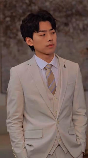 我的绝色美女房客(70集) 我的绝色美女房客(70集)超好看短剧推荐