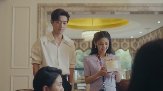 向她逆光而来(26集) 向她逆光而来(26集)大结局一气呵成