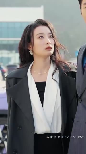 总裁夫人你别跑(86集) 总裁夫人你别跑(86集)好看短剧抢先看