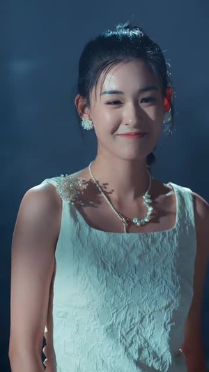 她成了我的心尖挚爱(32集) 她成了我的心尖挚爱(32集)快来看短剧