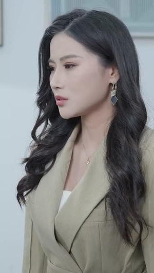 完蛋情书送错女老板(72集)  完蛋情书送错女老板(72集) 女主谁演的