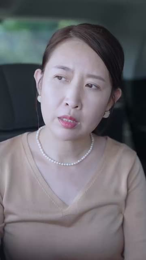 年过半百她美又飒(71集)  年过半百她美又飒(71集) 剧情简介