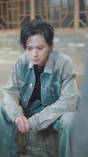 凤山行凤鸣孤月满星辰(65集)  凤山行凤鸣孤月满星辰(65集) 免费短剧资源