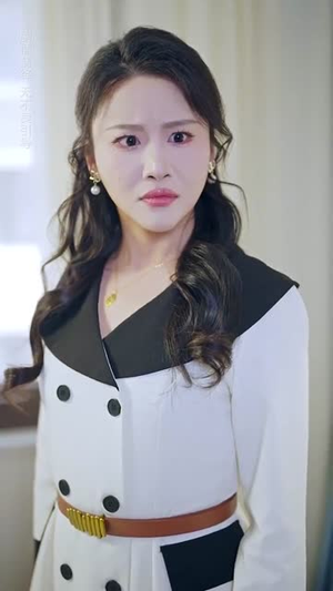 偷听心声之我的肥妻来自古代(53集) 偷听心声之我的肥妻来自古代(53集)短剧在线看