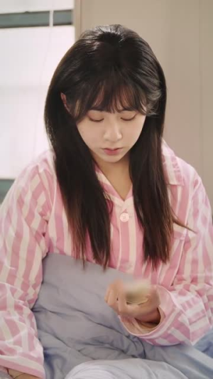 穿成炮灰原配，我惊艳家属院（95集） 免费在线看