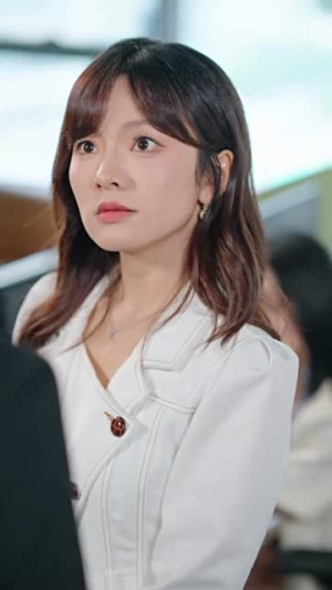 竹马先爱(56集) 竹马先爱(56集)今日最火短剧