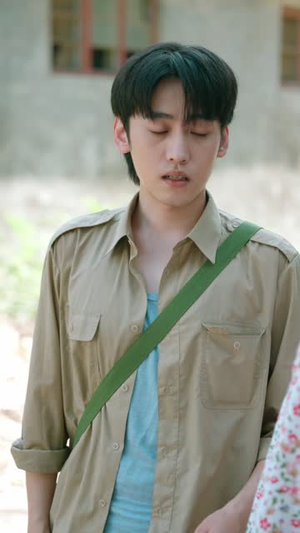 重回八零从摆地摊开启我的发家路 (92集) 重回八零从摆地摊开启我的发家路 (92集)精彩的网络短剧