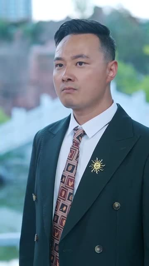 修行三年我成了神医界无敌头头 (77集)  修行三年我成了神医界无敌头头 (77集) 小短剧抢先看