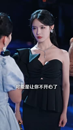 网恋翻车后我成了顶流(75集) 网恋翻车后我成了顶流(75集)精彩短剧分享。