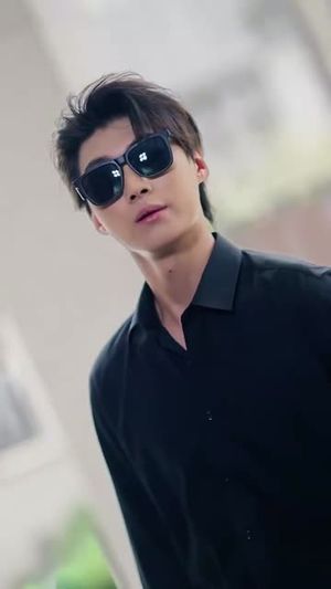 危险服务(34集) 危险服务(34集)短剧追不停