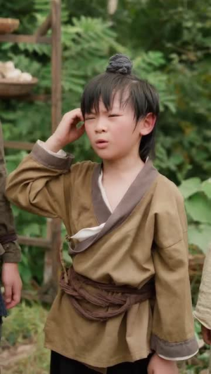 穿越反派,洗白救全家:反派怎么啦(65集) 穿越反派,洗白救全家:反派怎么啦(65集)免费全集短剧