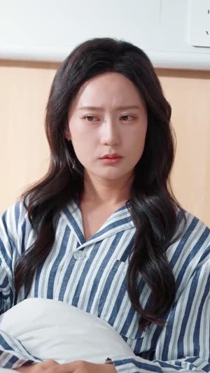 夜深无月明(71集) 夜深无月明(71集)短剧精彩片段