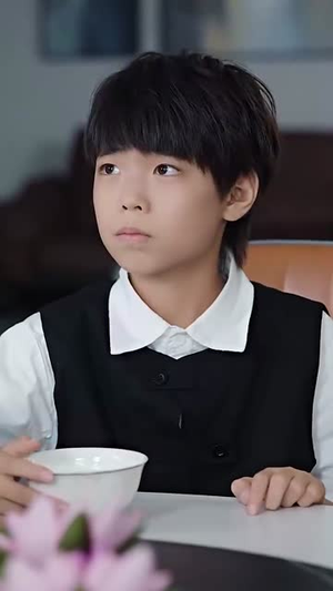 江山如画映千秋(73集) 江山如画映千秋(73集)短剧在线看