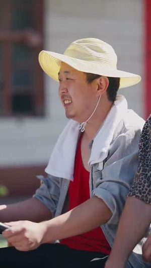 重回八零我建立了商业帝国(95集) 重回八零我建立了商业帝国(95集)解说