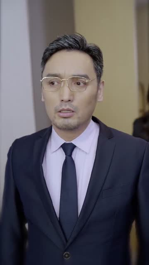 她曾扶我凌云志，今我护她一世安（51集）超火热门短剧