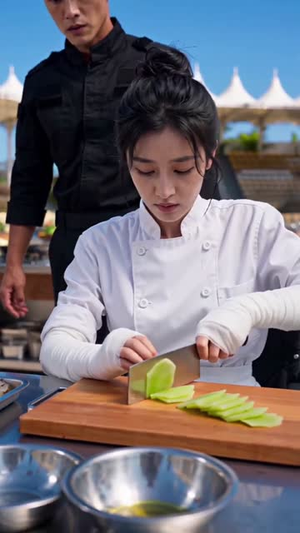 百味皆欢之厨神夫妇(75集) 百味皆欢之厨神夫妇(75集)全剧看到大结局