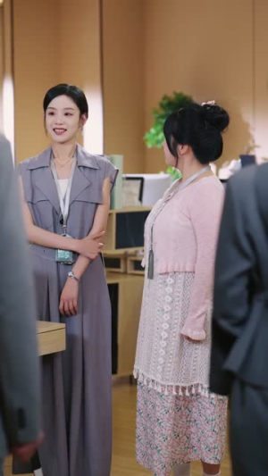 魏小姐是真大佬(62集) 魏小姐是真大佬(62集)精彩短剧合集