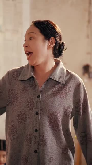 重生八零，捡破烂迎娶白富美（80集）在哪个平台能看