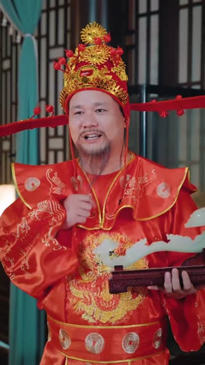 财神赐福：我能看穿万物价值（99集）最火的短剧