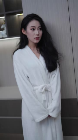 双界穿梭加班社畜的修仙红尘录（85集）在线观看