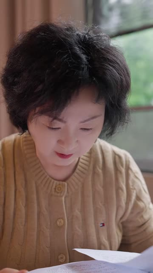 天我拿什么爱你(60集) 天我拿什么爱你(60集)一起追生活短剧