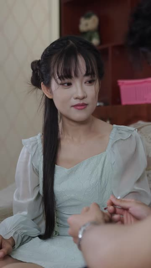 假面同行,笨拙的温柔(25 集) 假面同行,笨拙的温柔(25 集)最新短剧推荐