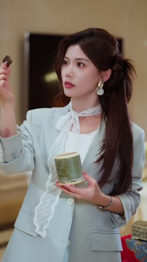 万万没想到:家里的保姆竟是古代丫鬟出身(72 集) 万万没想到:家里的保姆竟是古代丫鬟出身(72 集)短剧演员排行榜
