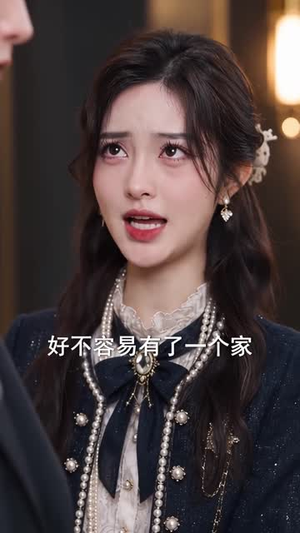 穿成虐文女主我靠发疯成为万人迷（80集）最新热门短剧