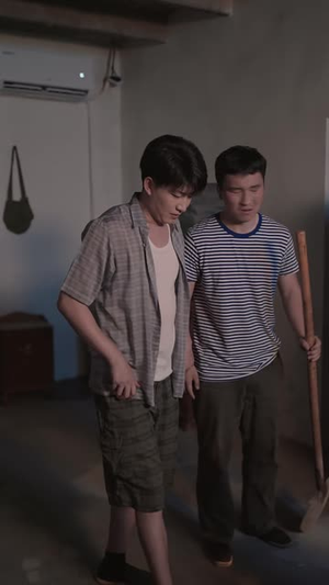 兄弟反目，翻盘从养猪开始（77 集）日久生情