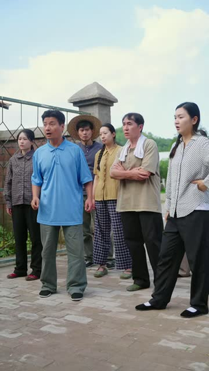 被讹后,全村的麦子烂在地里了(65 集) 被讹后,全村的麦子烂在地里了(65 集)一口气刷80集停不下来
