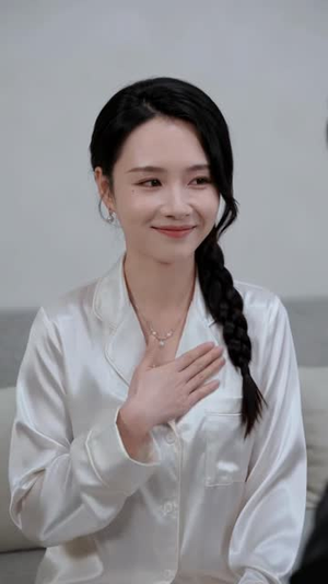 携万金归来，野花试出未婚妻真心&装穷返乡，带未婚妻登顶巅峰（67 集）短剧新星