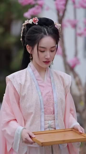双界穿梭铸传奇（131 集）疯批男主